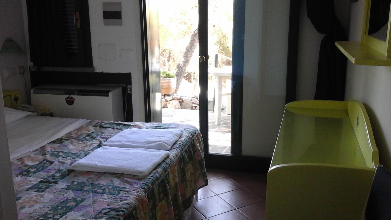Hotel Club Torre Capovento 3*